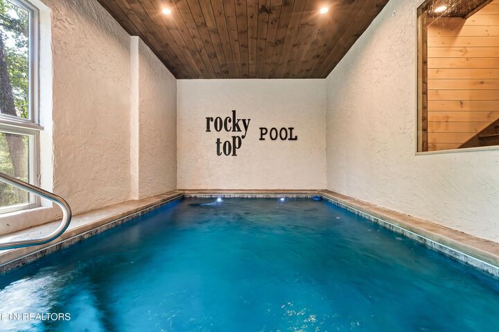 Property Photo:  3504 Sandridge Way  TN 37863 