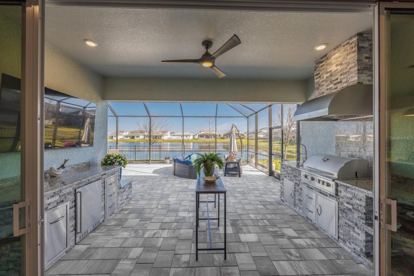 Property Photo: 8462 Ivy Stark Boulevard FL 33545