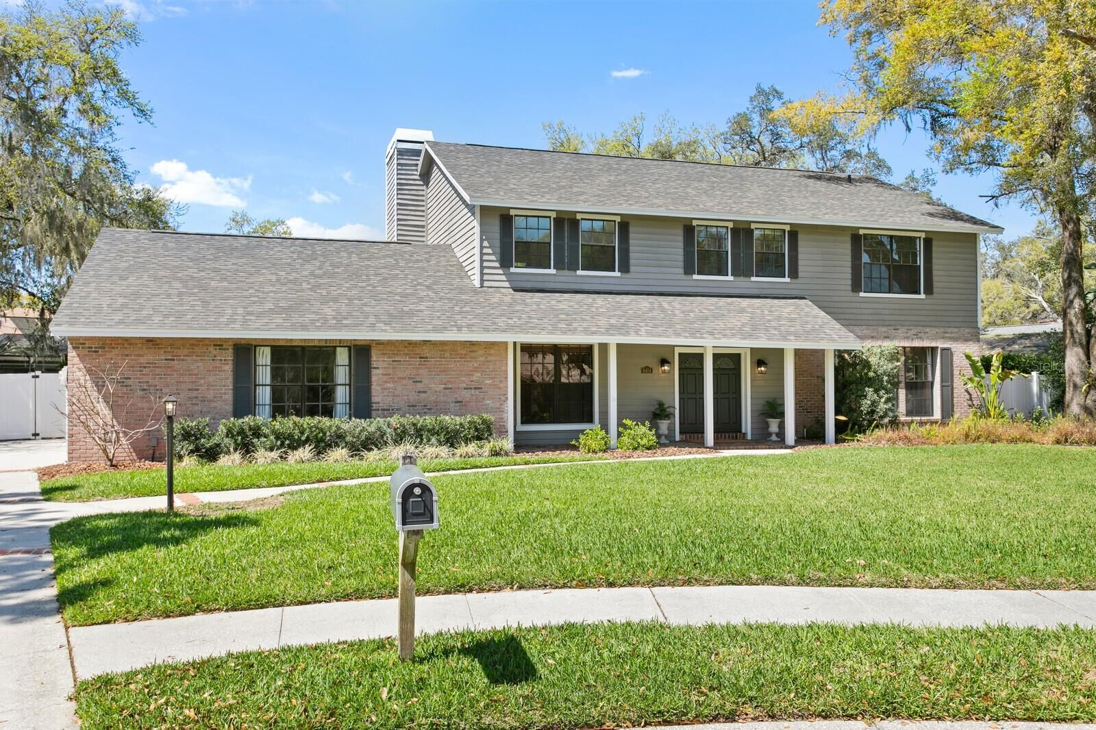 Property Photo:  6404 Josephine Arbor Place  FL 33617 