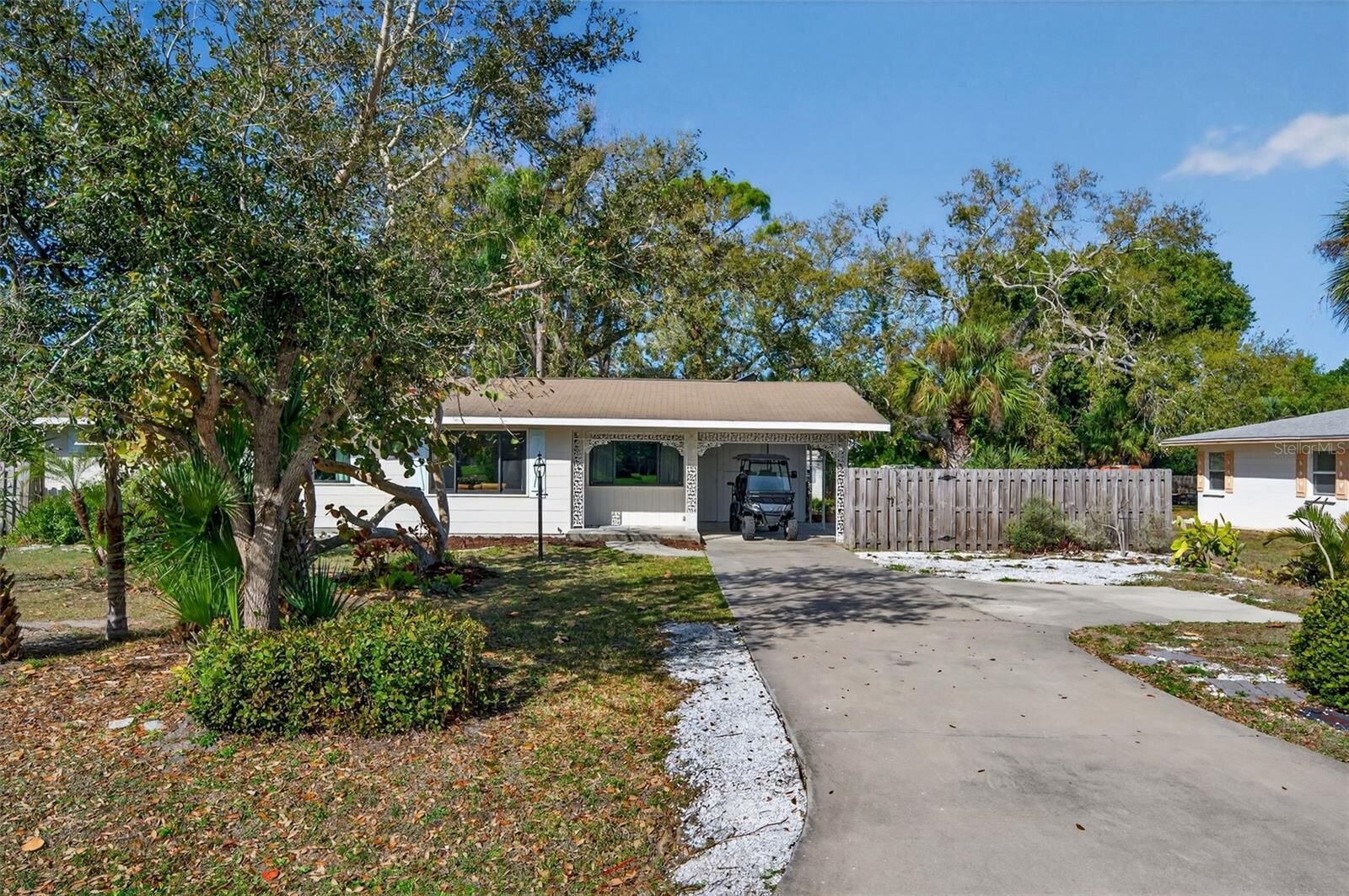 Property Photo: 6338 Beechwood Avenue FL 34231