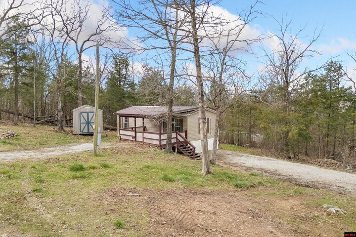 Property Photo:  18581 West Avenue  AR 72644 