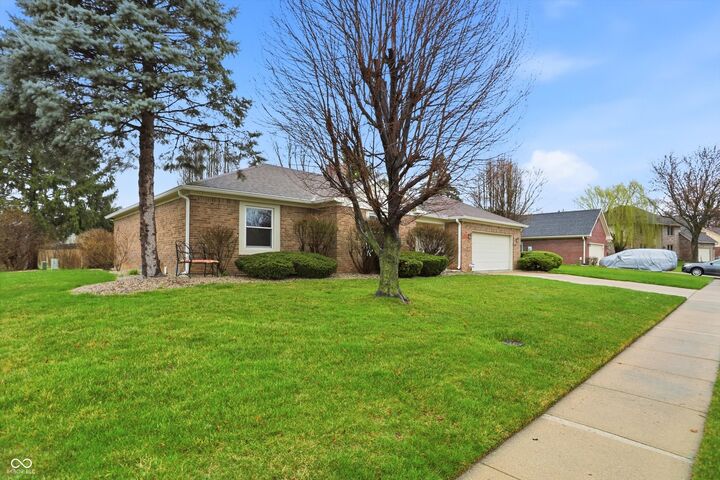Property Photo:  8612 Lockwood Place  IN 46217 