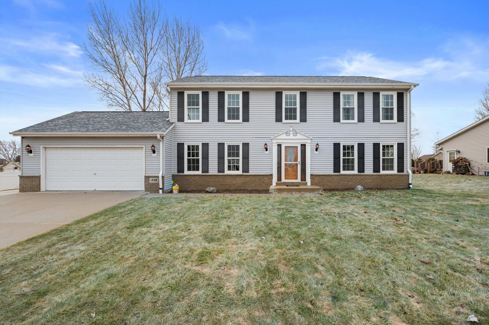 Property Photo:  430 Oak Spring Dr  WI 53048 