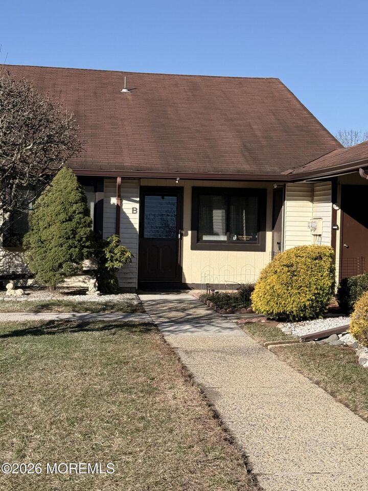 Property Photo:  81 Amberly Drive  NJ 07726 