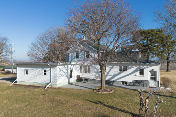 Property Photo:  190 N 20th Road  IL 61354 