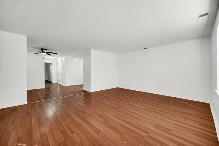 Property Photo:  6419 S Kenwood Avenue  IL 60637 