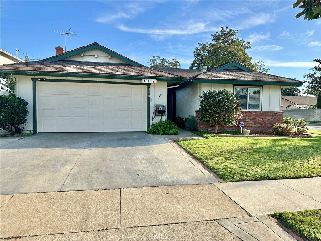 Property Photo:  3118 W Vallejo  CA 92804 