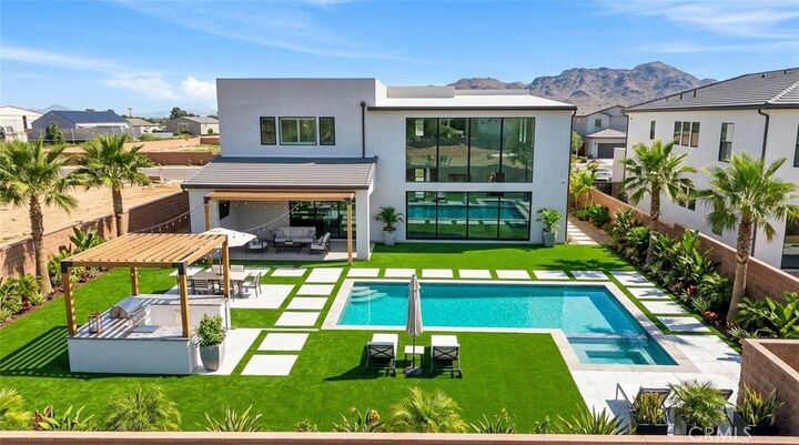 Property Photo: 22801 Seaqua Circle CA 91311