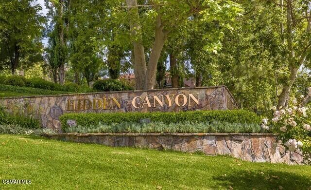 Property Photo:  268 Via Colinas  CA 91362 