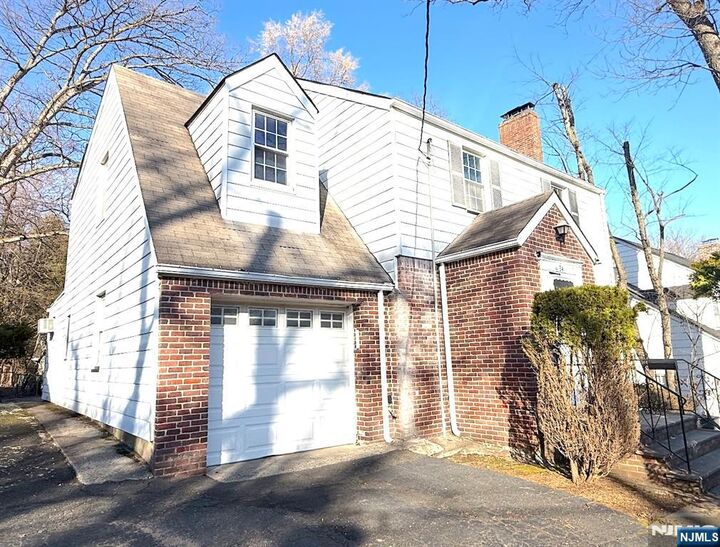 Property Photo:  34 Howard Street  NJ 07044 