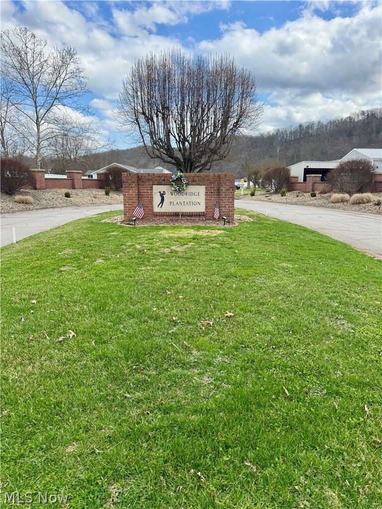 Property Photo:  Woodridge Drive  WV 26150 
