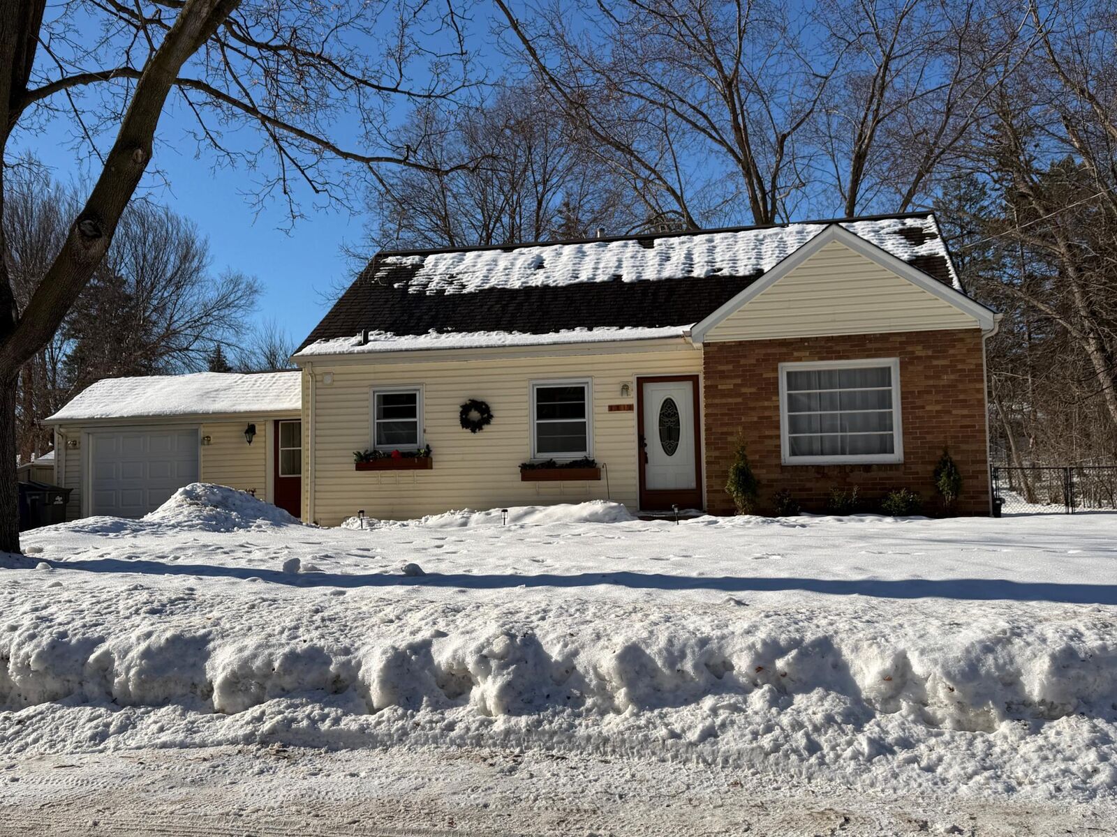 Property Photo:  5014 Mayview Road  MN 55345 