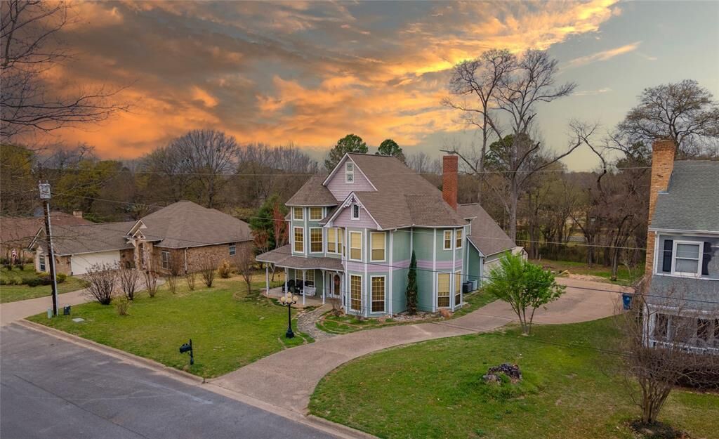 Property Photo:  140 Pat Drive  TX 75773 