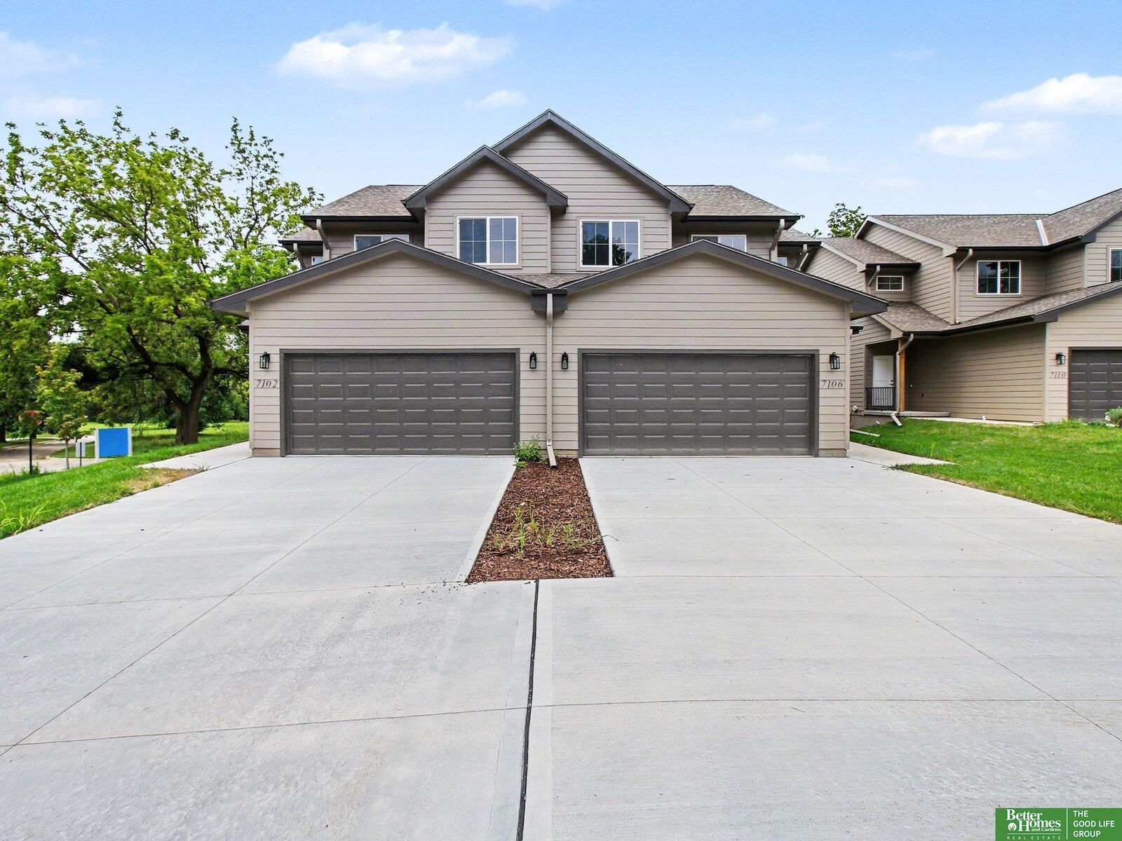 Property Photo: 7106 N 79th Court NE 68122