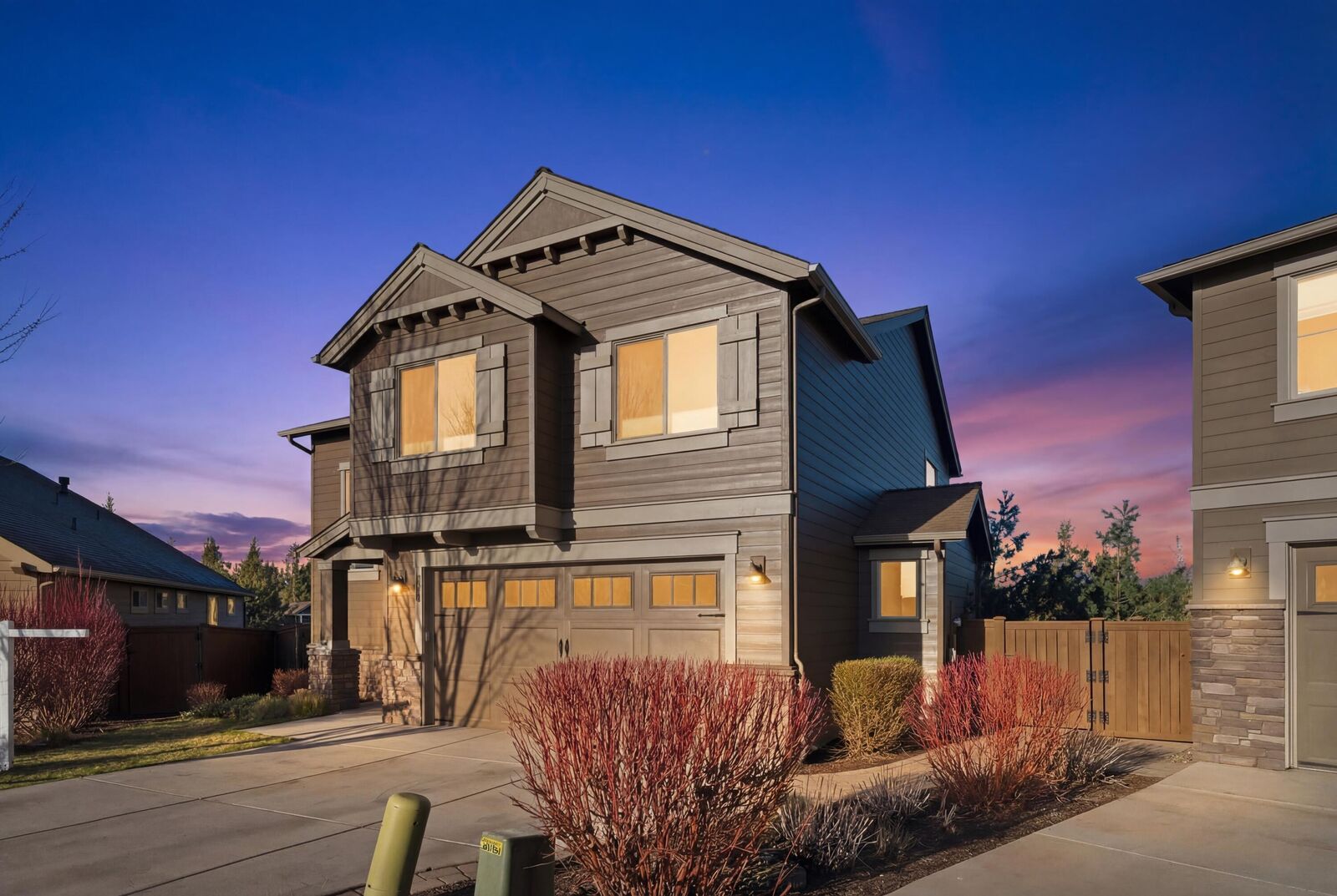 Property Photo: 20677 Comet Court OR 97701