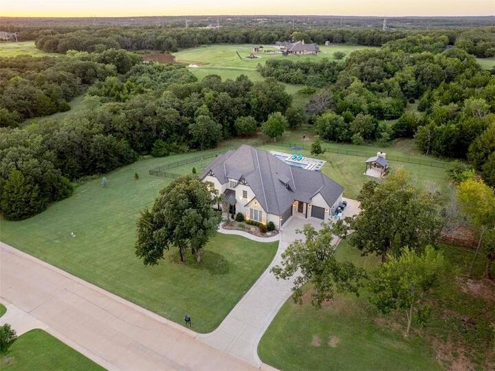 Property Photo:  11601 Piazza Way  OK 73007 