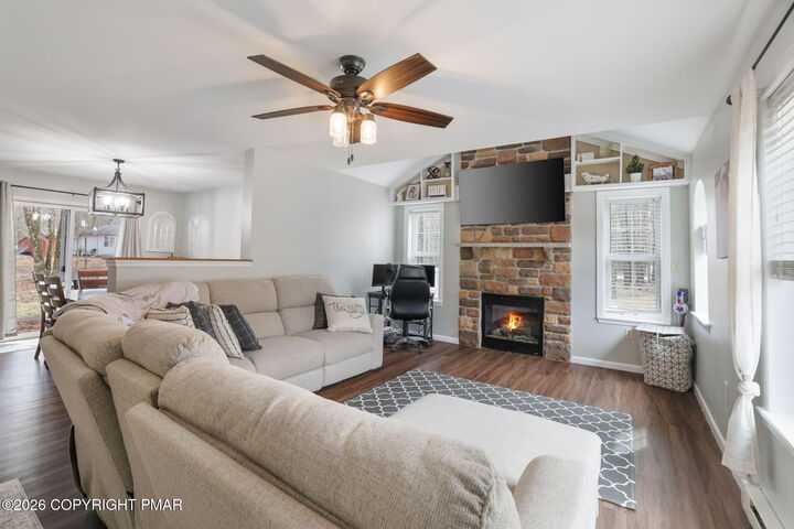 Property Photo:  33 Sassafras Road  PA 18210 