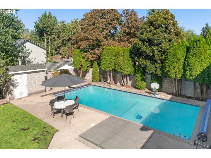 Property Photo:  32671 Vintage Way  OR 97408 