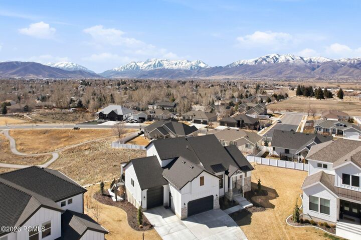 Property Photo: 761 N 1310 UT 84032