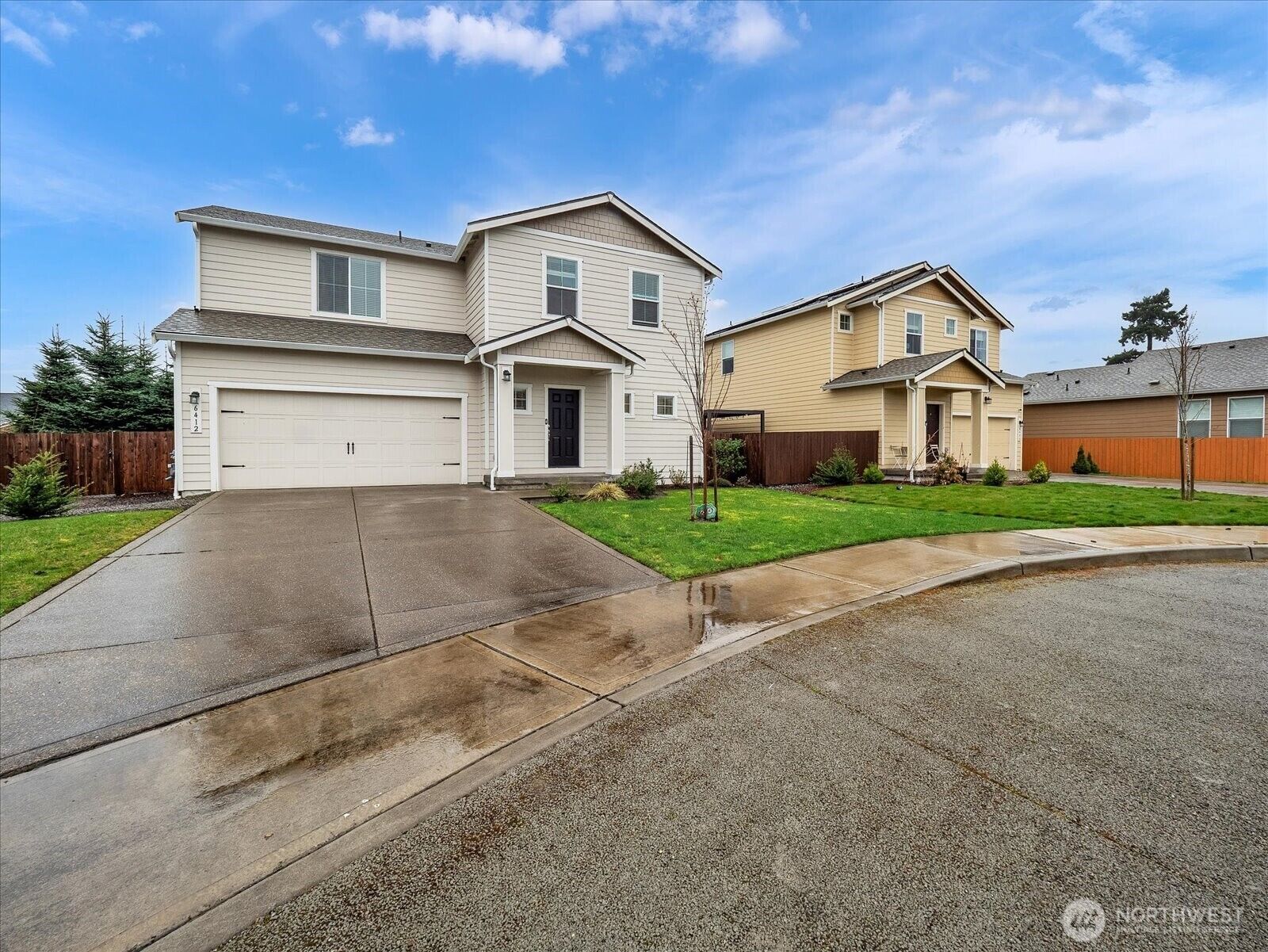 Property Photo:  6412  121st Avenue E  WA 98372 