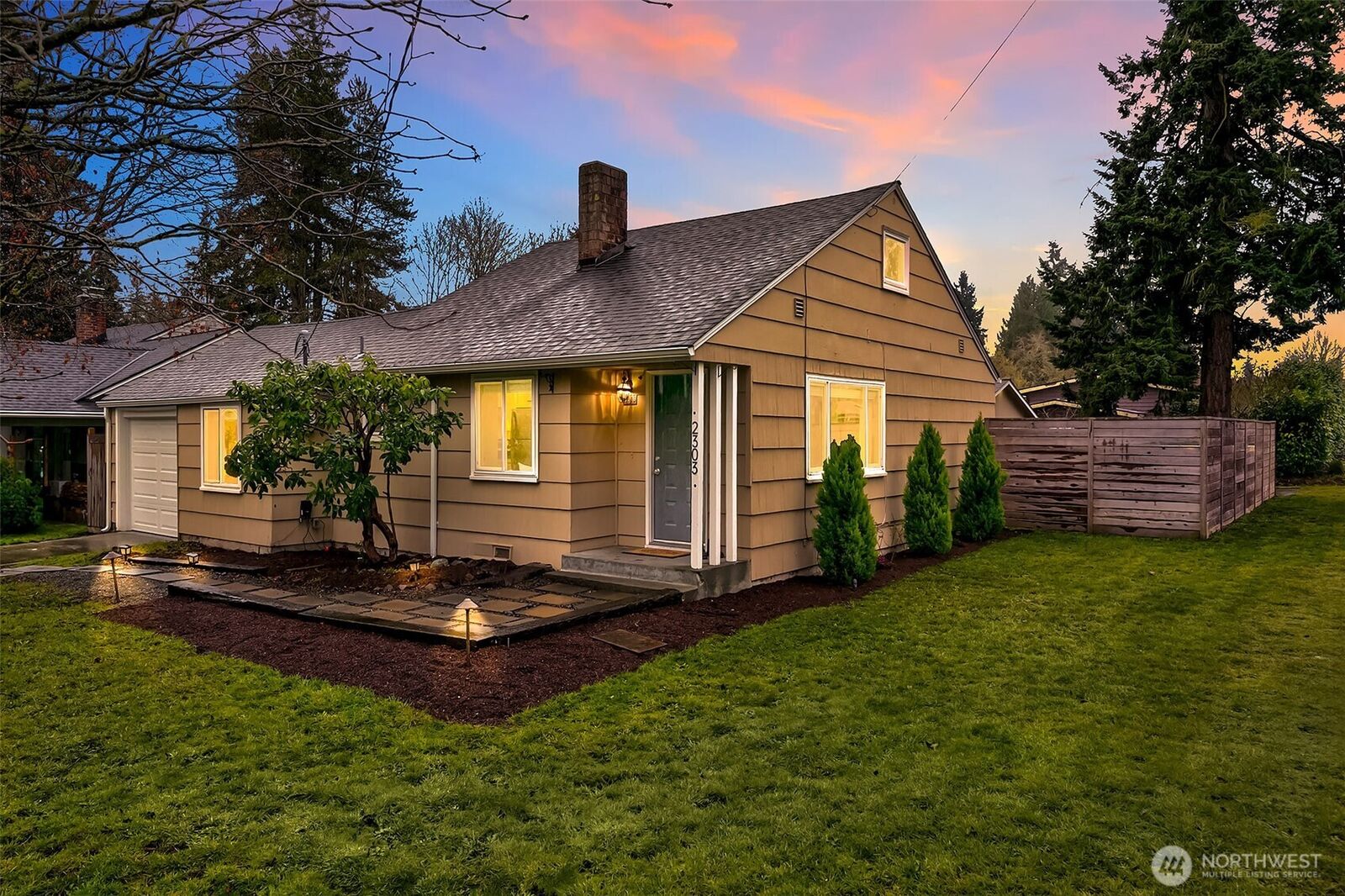 Property Photo:  2303 N 193rd Street  WA 98133 