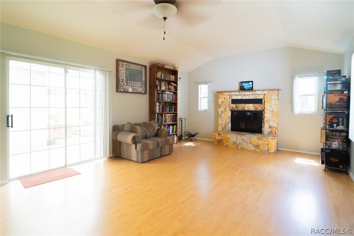 Property Photo:  707 Howard Street  FL 34453 