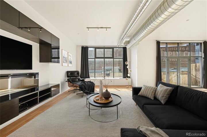 Property Photo:  3100 Huron Street 2C  CO 80202 