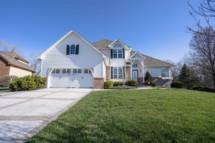 Property Photo:  1639 N Woodridge Dr  KS 67206 
