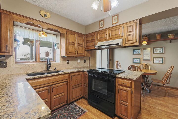 Property Photo:  10318 W Alamo  KS 67212 