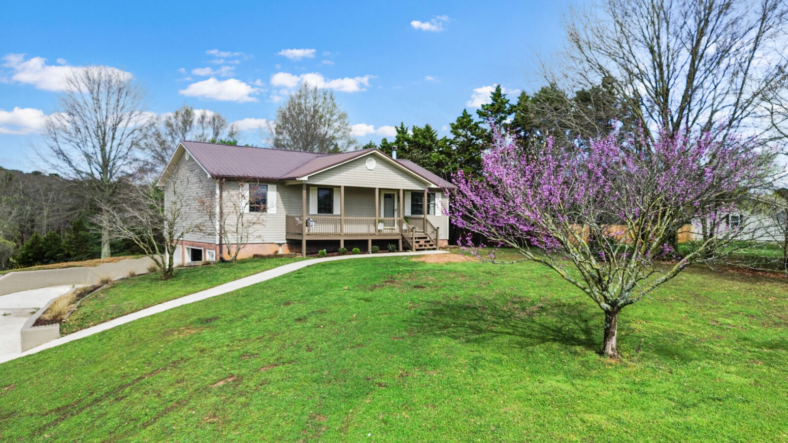 Property Photo:  866 Cedar Springs Road SE  TN 37323 