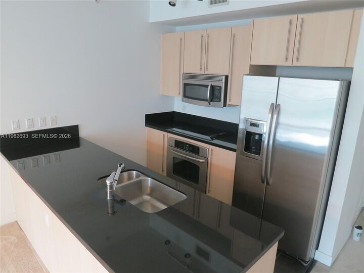 Property Photo: 1111 SW 1 Av 1118-N FL 33130