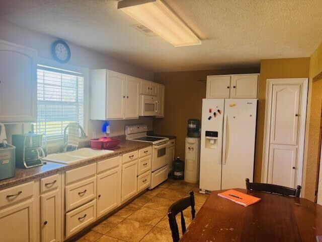 Property Photo:  5487 Fairview Dr  TX 77630 