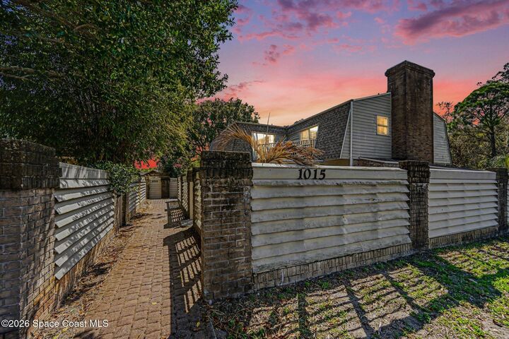 Property Photo:  1015 Harrison Street  FL 32780 