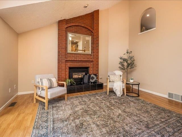 Property Photo: 621 W Teal Ave WA 99218