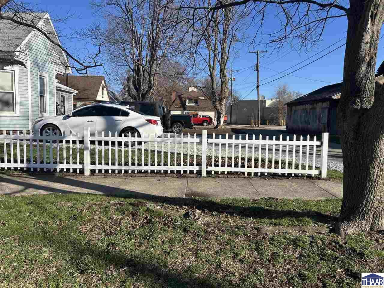 Property Photo: 1112 Buckeye Street IN 47804