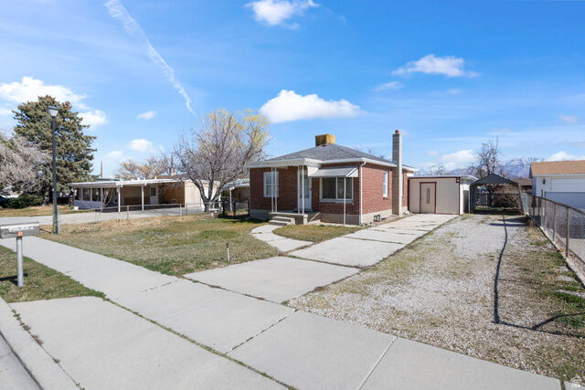 Property Photo: 4911 S 3535 W UT 84129