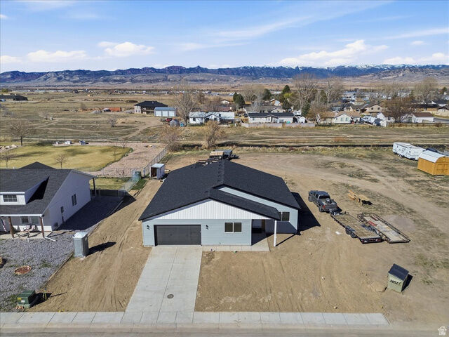 Property Photo:  340 S Maple Dr  UT 84654 