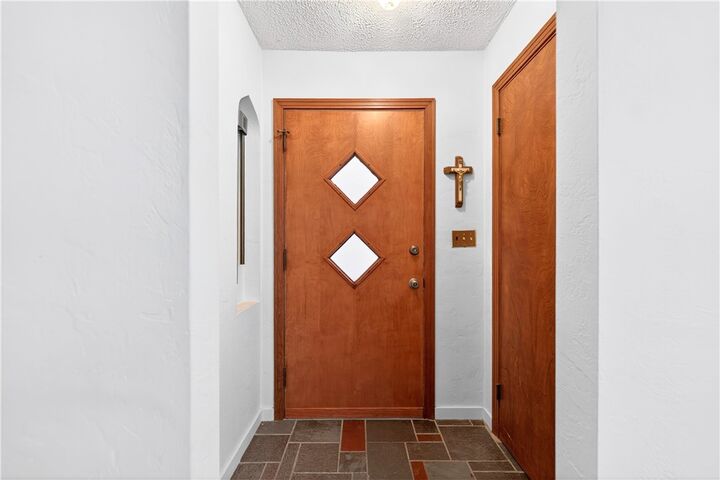 Property Photo:  21 Boyka Dr  PA 15332 