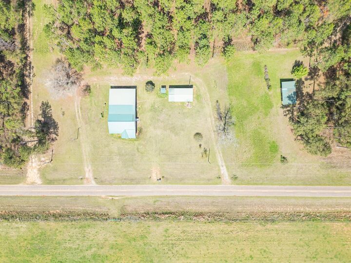 Property Photo:  135 Eleven Bridges Road  GA 39840 