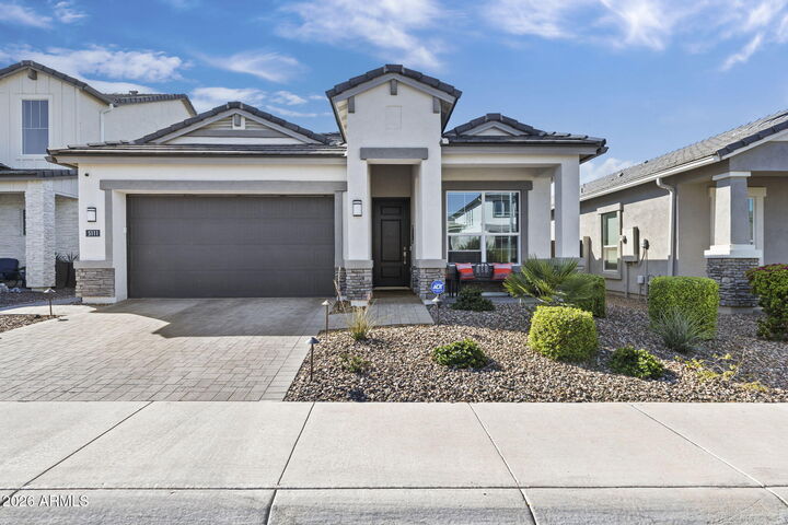 Property Photo:  5111 E Village Drive  AZ 85254 