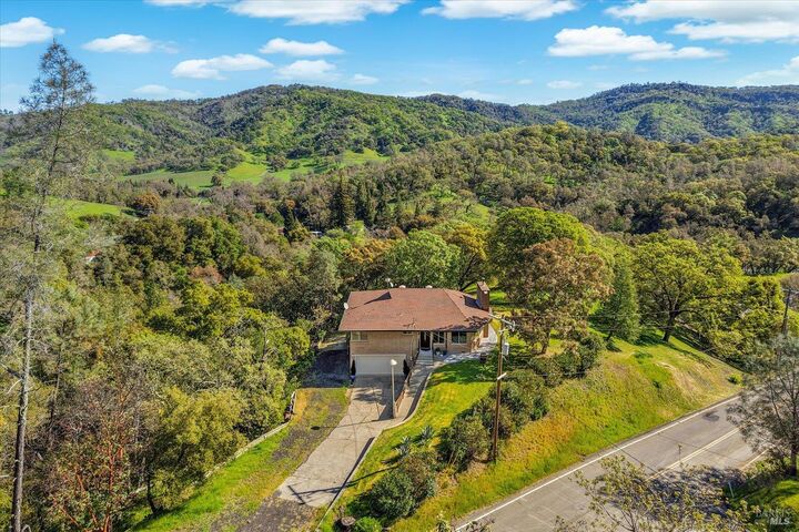 Property Photo: 188 Country Club Lane CA 94558