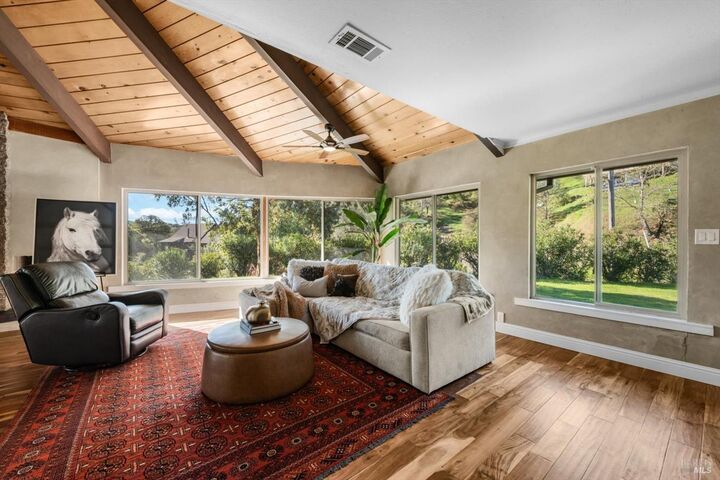 Property Photo: 188 Country Club Lane CA 94558