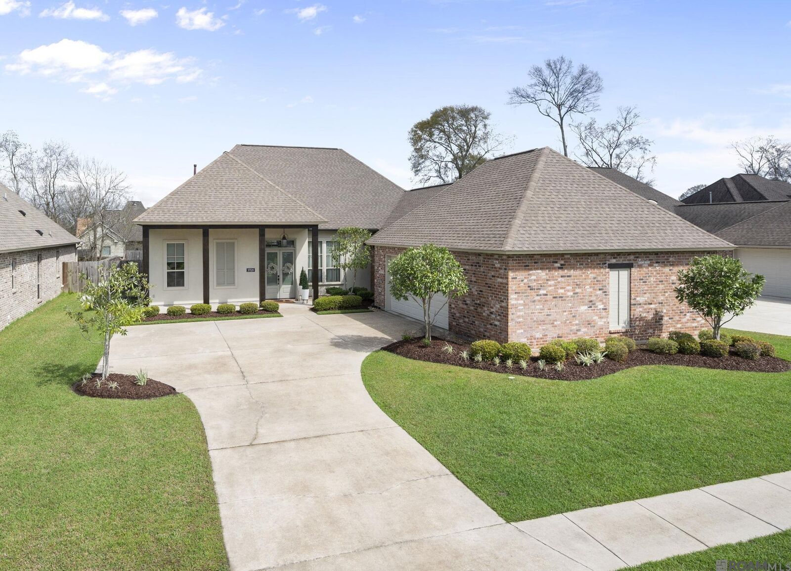 Property Photo: 37520 Cypress Hollow Ave LA 70737