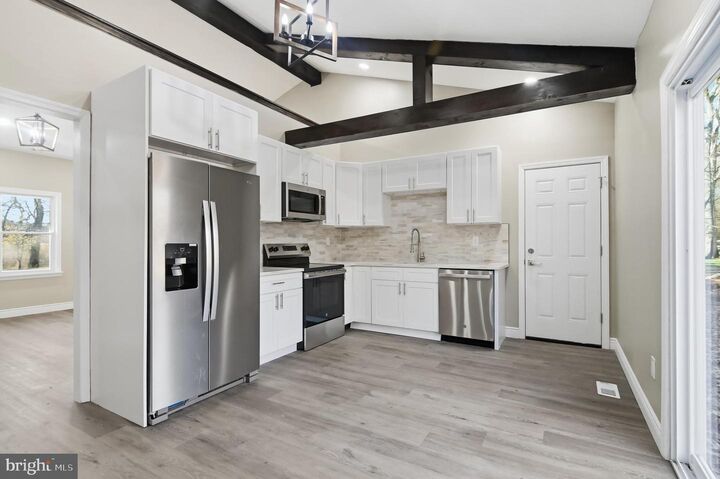 Property Photo:  62 Grassy Lake Road  NJ 08088 