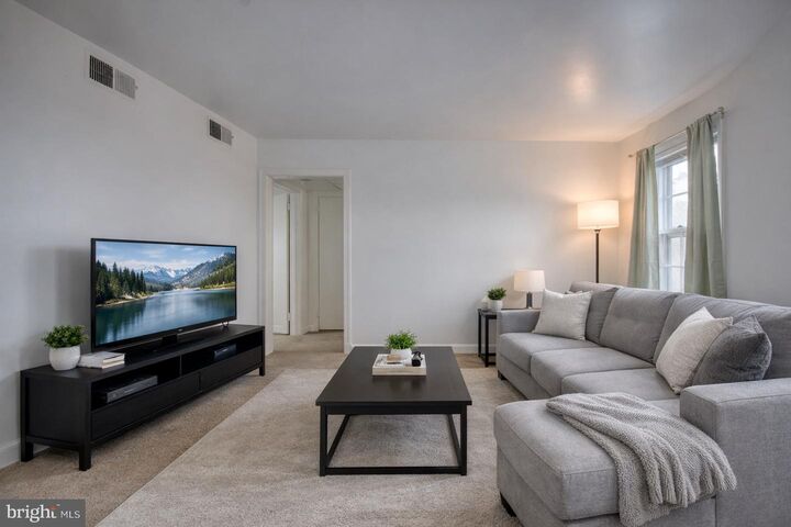 Property Photo:  2125 Suitland Terrace SE 302  DC 20020 