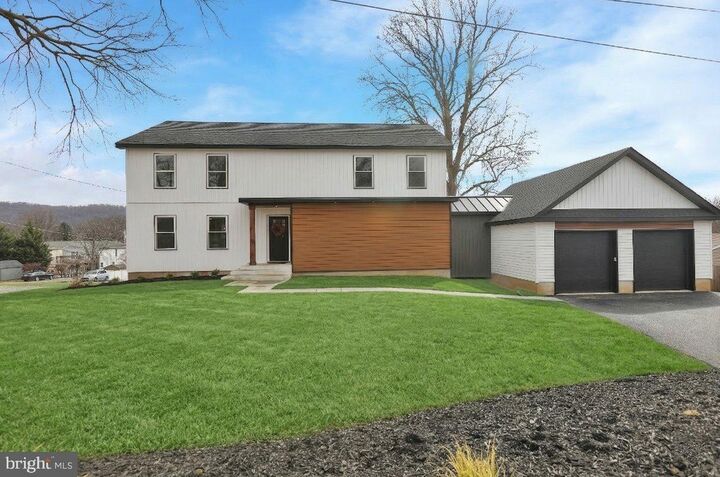 Property Photo:  258 W Fairview Avenue  PA 17547 