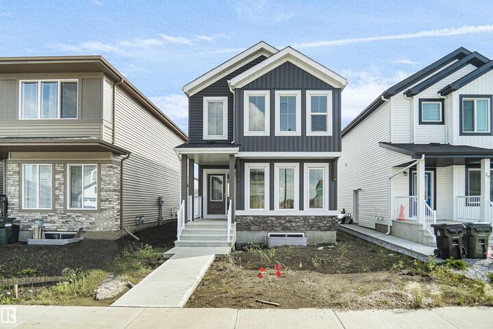 31 Eton Link — photo 1