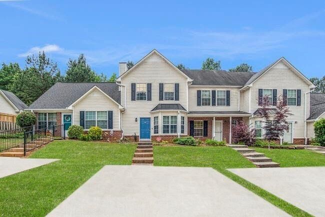 Property Photo: 145 Gentle Breeze Court GA 30179