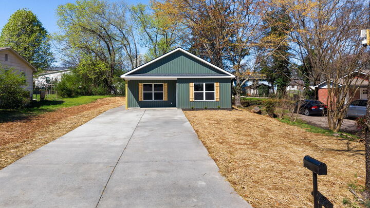 Property Photo:  1706 Westland Drive SW  TN 37311 