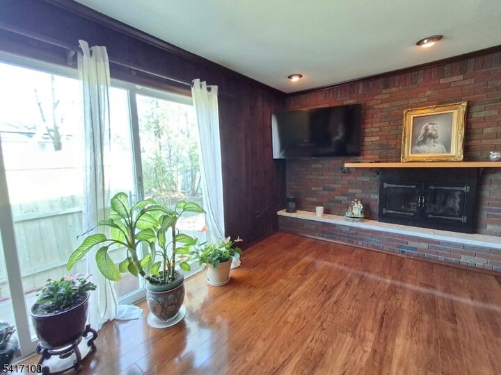 Property Photo:  33 Nickel Ave  NJ 08872 